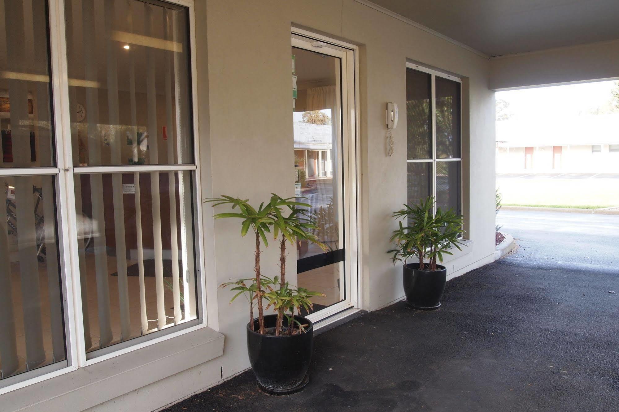 Alexander Cameron Suites Penola Exteriér fotografie